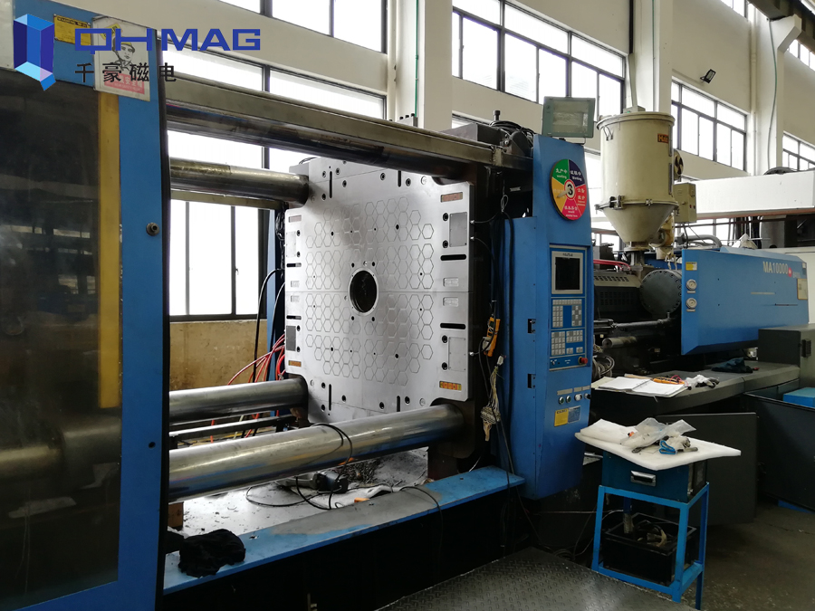 實(shí)力與顏值共存--千豪蜂巢式全鋼磁力模板