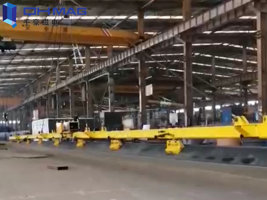 吊具案例-20米超長鋼板側吊（視頻）