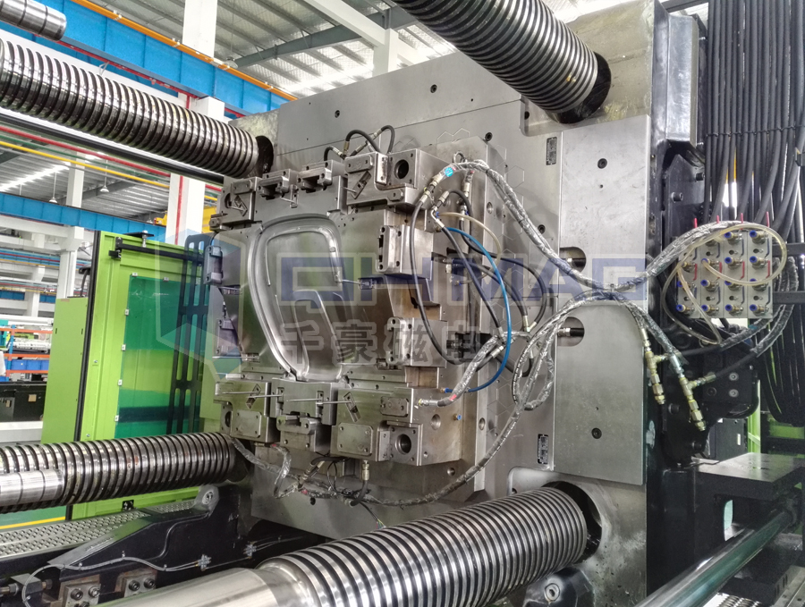 人工手扳換模有多難？看看本文視頻便知！