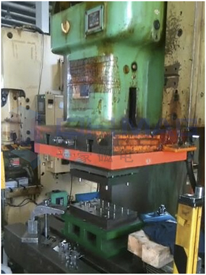 磁力模板,快速換模系統(tǒng),自動(dòng)化電永磁吸盤,注塑機(jī)快速換模系統(tǒng),磁力工裝夾具