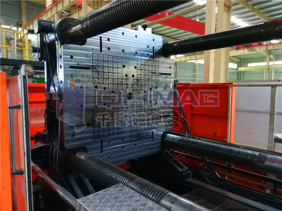 注塑機(jī)快速換模