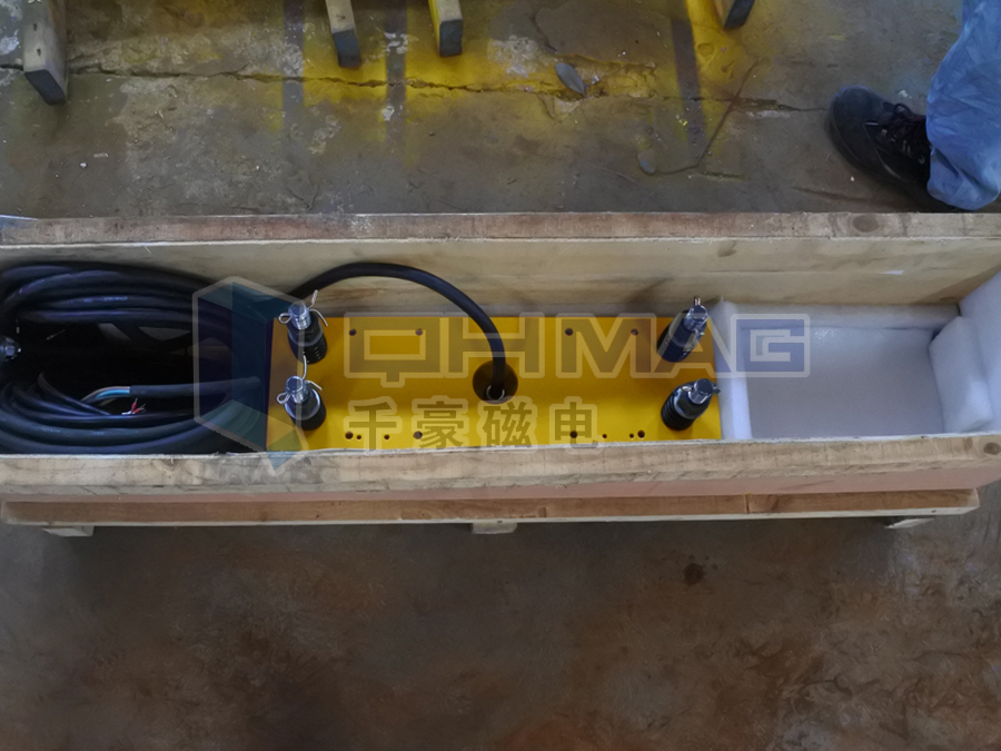 木質(zhì)包裝箱中的電永磁鐵