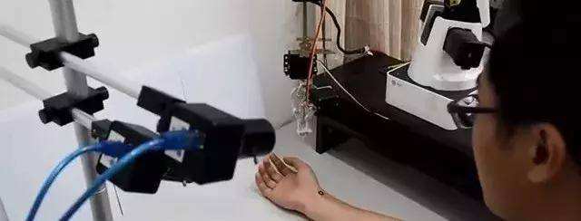 新一代機(jī)器人