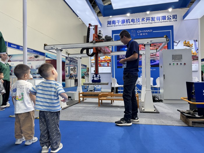 電永磁吸盤,注塑機快速換模,電永磁起重器